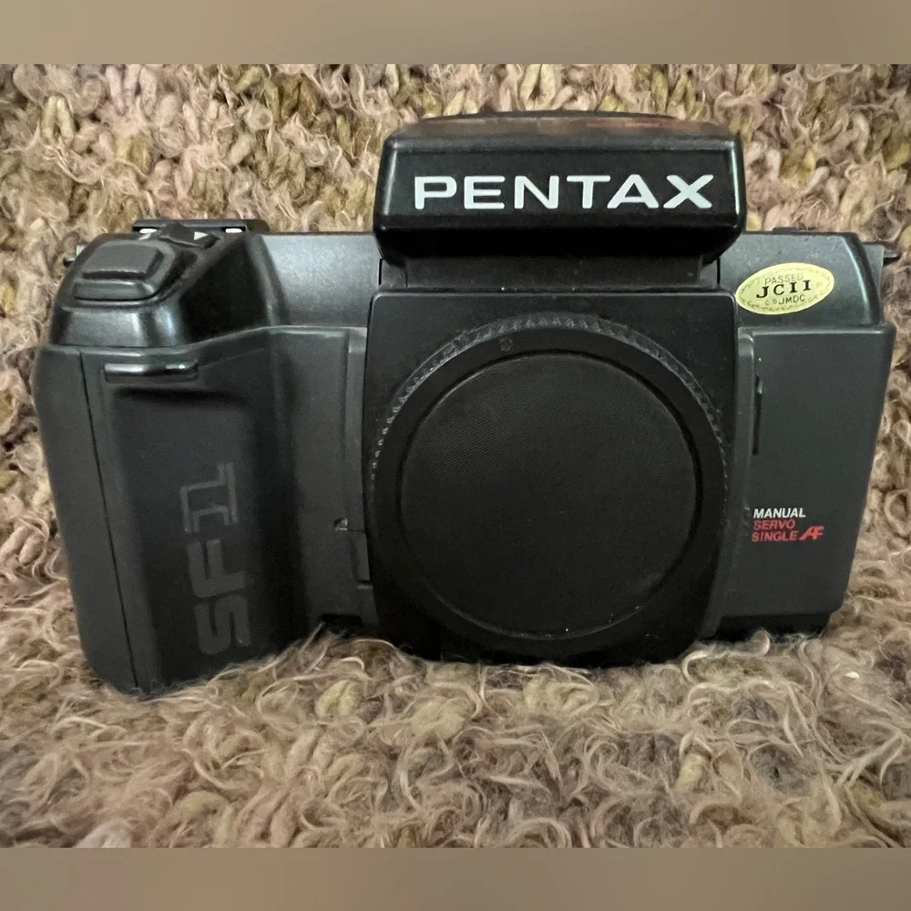 Pentax SF1N (Body Only) camera, with flash
